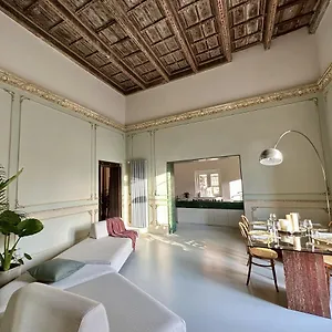 https://casa-guilla_alla-cattedrale.palermohotels.org