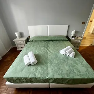 https://interno1.hotelslidodijesolo.com